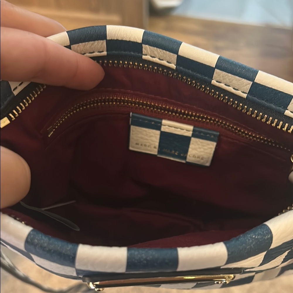 Marc Jacobs Black and White Crossbody Bag with Checkerboard Design - Picture 5 of 8